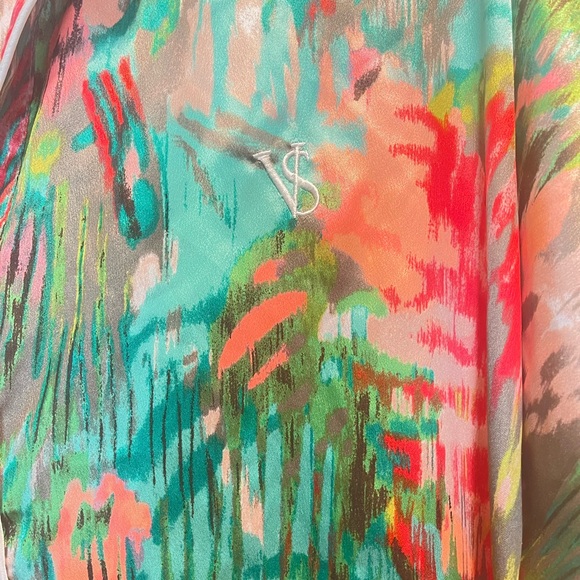 Victoria Secret night shirt - Picture 3 of 6